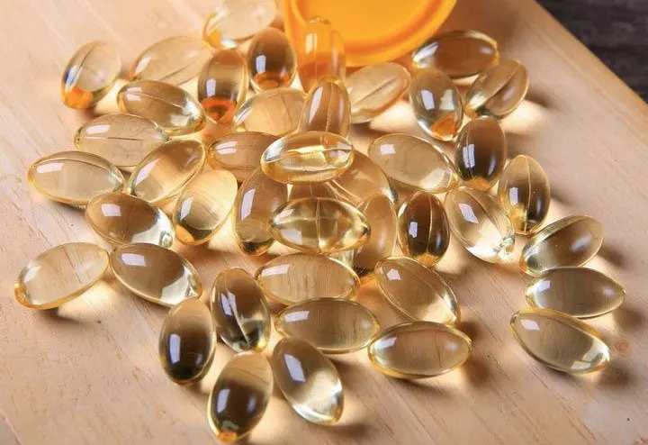 Bovine gelatin softgel capsules for pharmaceutical and nutraceutical applications. Bovine gelatin softgel capsules for pharmaceutical and nutraceutical applications.